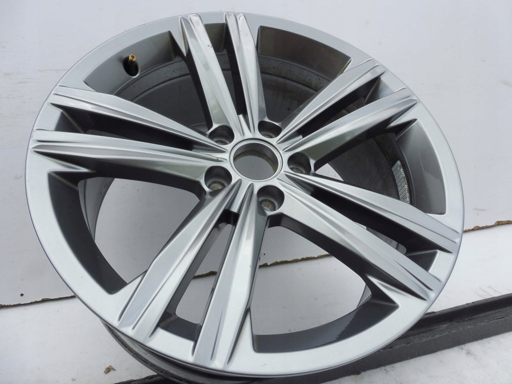 1x Alufelge 18 Zoll 8.0" 5x112 40ET 3G8601025N VW Arteon Rim Wheel FEL5952414200sg