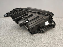 Laden Sie das Bild in den Galerie-Viewer, Frontscheinwerfer Mercedes-Benz W213 A2139066501 LED Links Headlight