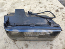Laden Sie das Bild in den Galerie-Viewer, Frontscheinwerfer BMW E31 Links Scheinwerfer Headlight SCH6945003568iz