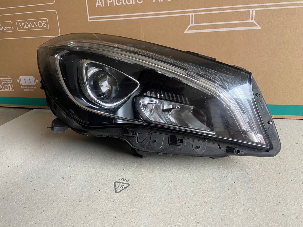 Frontscheinwerfer Mercedes-Benz Cla C117 A1178206861 Rechts Headlight SCH8612328367wp