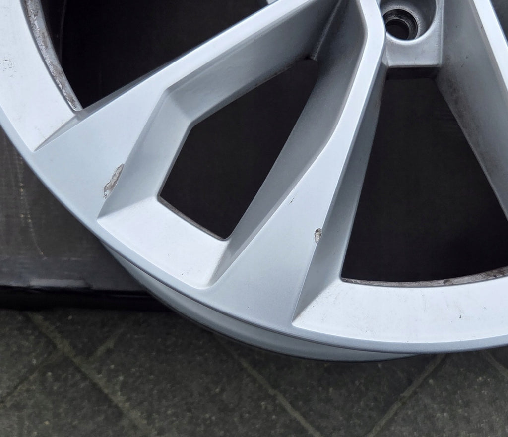 1x Alufelge 18 Zoll 7.0" 5x112 45ET 57A601025AS Skoda Karoq Rim Wheel FEL1148236351py