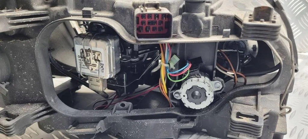 Frontscheinwerfer Volvo V70 III 31214347 Xenon Links Scheinwerfer Headlight SCH9135476599hi