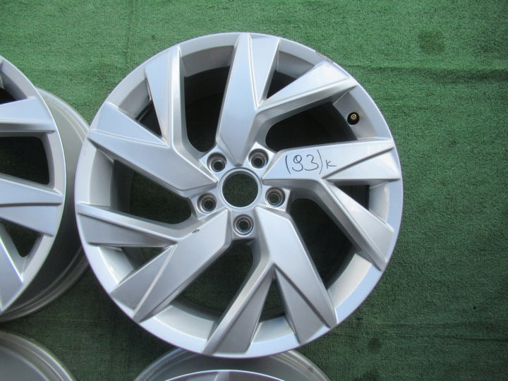 4x Alufelge 18 Zoll 7.0" 5x112 43ET Glanz Silber 5NA601025 VW Tiguan Rim Wheel FEL5497389489ku