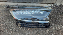 Laden Sie das Bild in den Galerie-Viewer, Frontscheinwerfer Honda Cr-V V Rechts Scheinwerfer Headlight SCH8864683741mt
