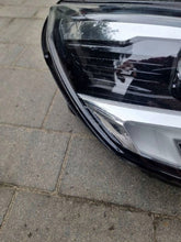 Laden Sie das Bild in den Galerie-Viewer, Frontscheinwerfer Opel Corsa F 354261827 39162659 Rechts Scheinwerfer Headlight SCH9038403921ji