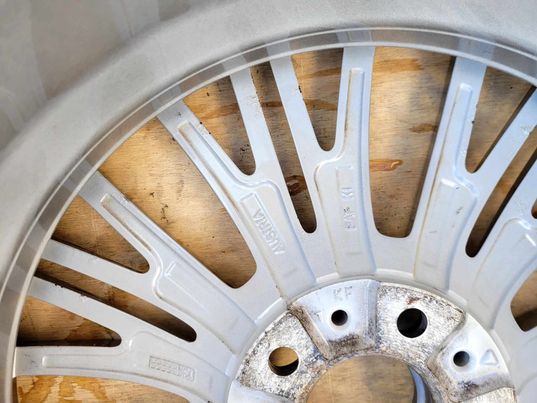 1x Alufelge 18 Zoll 7.5" 5x120 45ET 6796218 BMW 1 Rim Wheel FEL7539357430rb