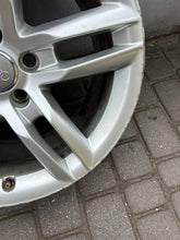 Laden Sie das Bild in den Galerie-Viewer, 1x Alufelge 18 Zoll 5x112 8T0601025BF Audi A5 Rim Wheel FEL9378570774wy