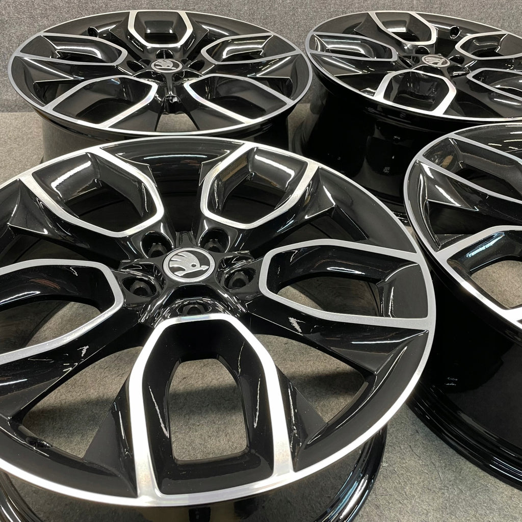 4x Alufelge 19 Zoll 8.0" 5x112 45ET Glanz Silber 57A601025C Skoda Kodiaq FEL7686764052xh