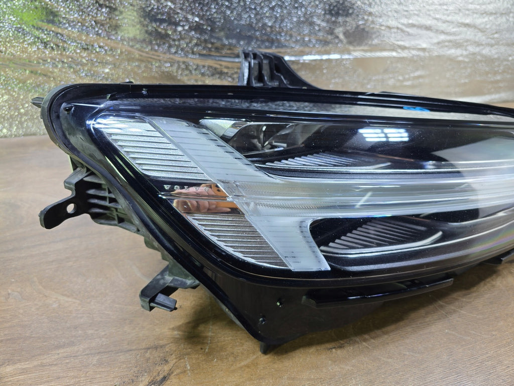 Frontscheinwerfer Volvo V60 S60 22037602000 Rechts Scheinwerfer Headlight SCH5517766516ms