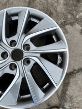 Load image into Gallery viewer, 1x Alufelge 17 Zoll 7.0" 5x114.3 53ET 52910-G4350 Hyundai I Rim Wheel FEL2992265149jv