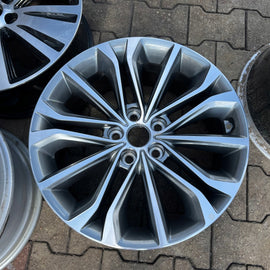 1x Alufelge 18 Zoll 8.0