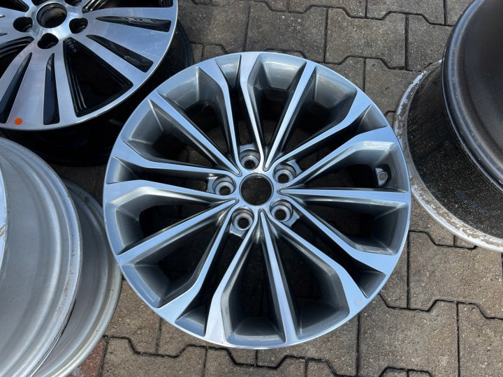 1x Alufelge 18 Zoll 8.0" 5x114.3 52910B1150 Genesis Rim Wheel FEL5944109882lc