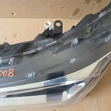 Laden Sie das Bild in den Galerie-Viewer, Frontscheinwerfer Toyota Corolla 81150-02L50 Ein Stück (Rechts oder Links)