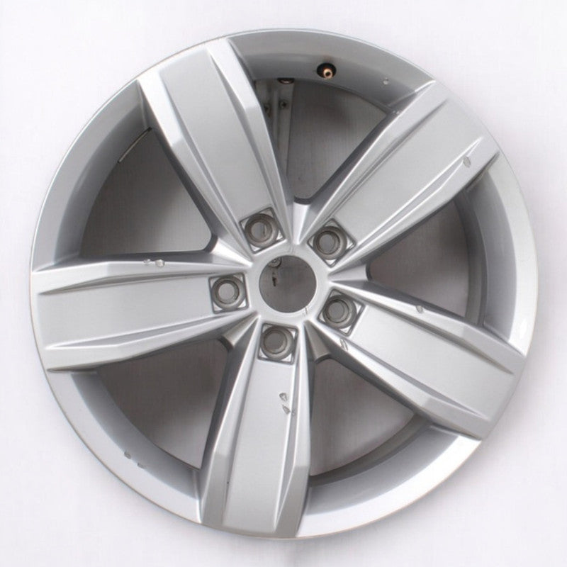 1x Alufelge 17 Zoll 7.0" 5x112 40ET Glanz Silber 3G0601025E VW Passat B8