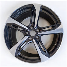 Load image into Gallery viewer, 1x Alufelge 18 Zoll 9.0&quot; 5x112 52ET Glanz Schwarz 8S0601025T Audi Rim Wheel