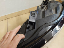 Load image into Gallery viewer, Frontscheinwerfer Audi A6 C7 5G0941005F Xenon Links Scheinwerfer Headlight