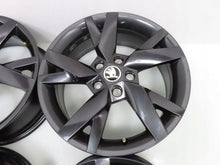 Laden Sie das Bild in den Galerie-Viewer, 4x Alufelge 17 Zoll 6.5" 5x112 46ET Glanz Silber 5E3601025 Skoda Octavia Iv FEL5099494698dt