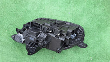 Laden Sie das Bild in den Galerie-Viewer, Frontscheinwerfer Volvo Xc90 32404716 Rechts Scheinwerfer Headlight