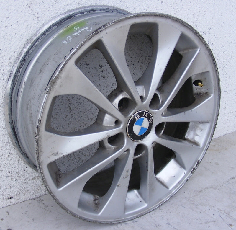 1x Alufelge 17 Zoll 7.0" 5x120 47ET Glanz Silber 6757042 BMW E90 Rim Wheel