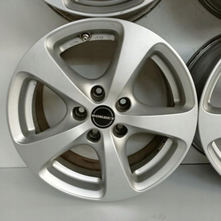4x Alufelge 16 Zoll 7.0" 5x114.3 40ET Silber Hyundai I Rim Wheel FEL3760533006zj