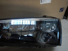 Laden Sie das Bild in den Galerie-Viewer, Frontscheinwerfer Skoda Scala 657941015A Links Scheinwerfer Headlight SCH6257121810fe