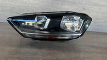 Load image into Gallery viewer, Frontscheinwerfer VW Sportsvan 517941005C 90054214 Ein Stück (Rechts oder Links) SCH4252223443cz