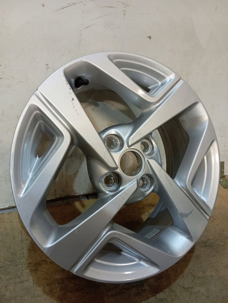 1x Alufelge 15 Zoll 6.0" 4x100 48ET Glanz Silber 52910-K7100 Hyundai I10 I20