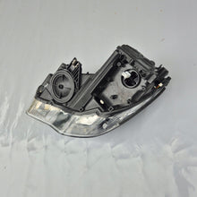 Load image into Gallery viewer, Frontscheinwerfer Audi A1 8X0941006 Xenon Rechts Scheinwerfer Headlight