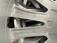 Load image into Gallery viewer, 1x Alufelge 19 Zoll 7.5&quot; 5x108 GX731007HA Jaguar Rim Wheel