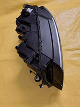 Laden Sie das Bild in den Galerie-Viewer, Frontscheinwerfer VW Tiguan 5NB941081E Full LED Links Scheinwerfer Headlight SCH2583686992pw