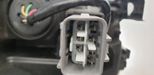 Laden Sie das Bild in den Galerie-Viewer, Frontscheinwerfer Toyota Hilux VIII 1EJ-923368-040A Full LED Rechts Headlight SCH9051773188ij