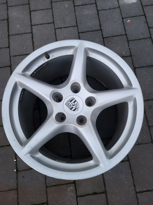 1x Alufelge 18 Zoll 11.0" 5x130 51ET Glanz Silber 99736214200 Porsche Carrera FEL9018350924fs