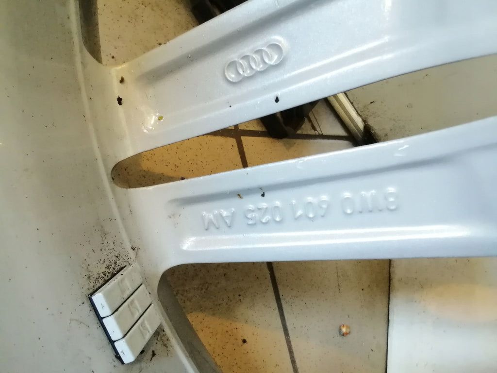 1x Alufelge 19 Zoll 8.5" 5x112 32ET Glanz Silber 8W0601025AM Audi A4 Rim Wheel FEL5624746382qh