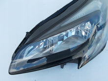 Laden Sie das Bild in den Galerie-Viewer, Frontscheinwerfer Opel Corsa E 7EF011830-01 Links Scheinwerfer Headlight SCH5014132827mn