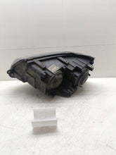 Load image into Gallery viewer, Frontscheinwerfer VW Transporter 7E1941016D Rechts Scheinwerfer Headlight