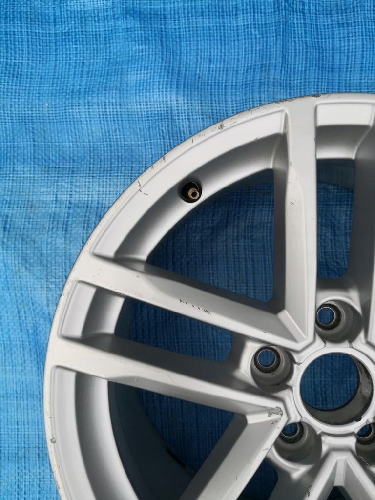 1x Alufelge 17 Zoll 8.5" 5x112 50ET Glanz Silber 8S0601025 Audi Tt Rim Wheel FEL3534343980ub