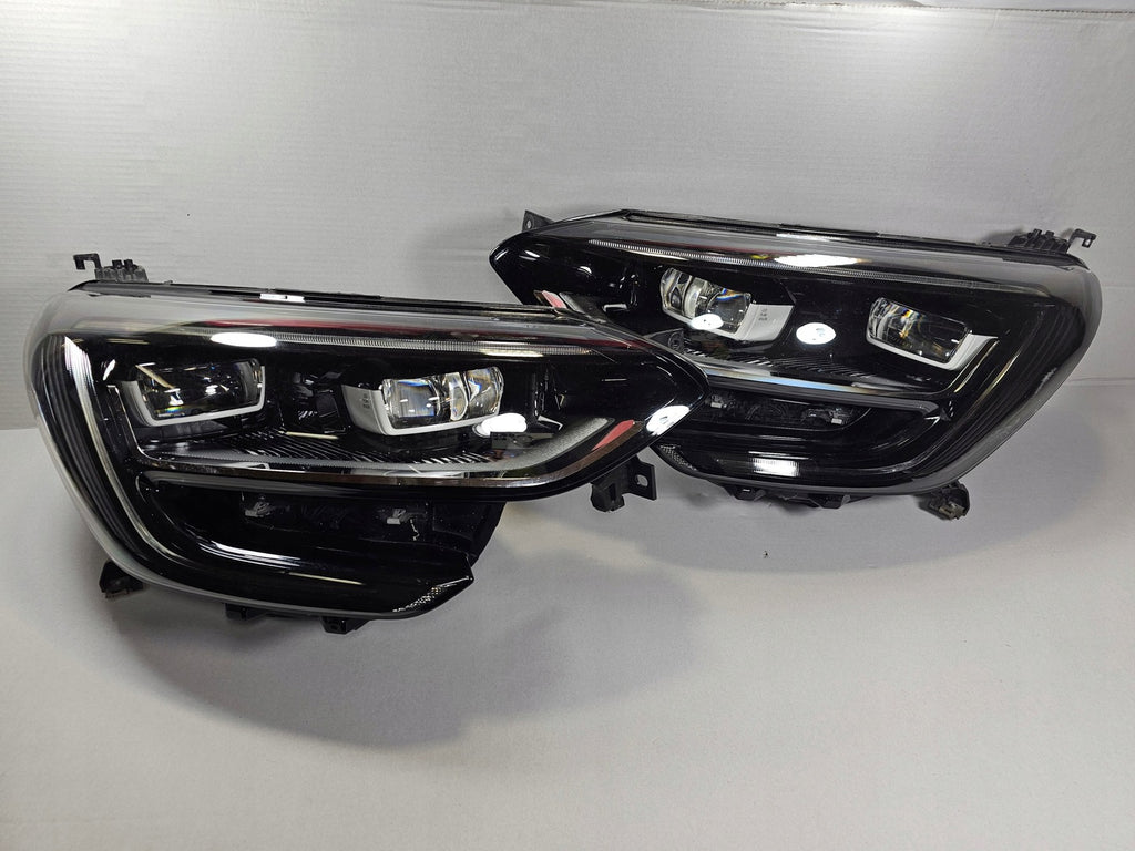 Frontscheinwerfer Renault Megane IV 260601197R 260104596R Ein Satz Headlight SCH6145630336km