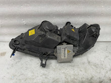 Laden Sie das Bild in den Galerie-Viewer, Frontscheinwerfer Opel Zafira A Xenon Rechts Scheinwerfer Headlight