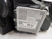 Load image into Gallery viewer, Frontscheinwerfer VW Golf VIII LED Ein Stück (Rechts oder Links) Headlight SCH7920397771mp