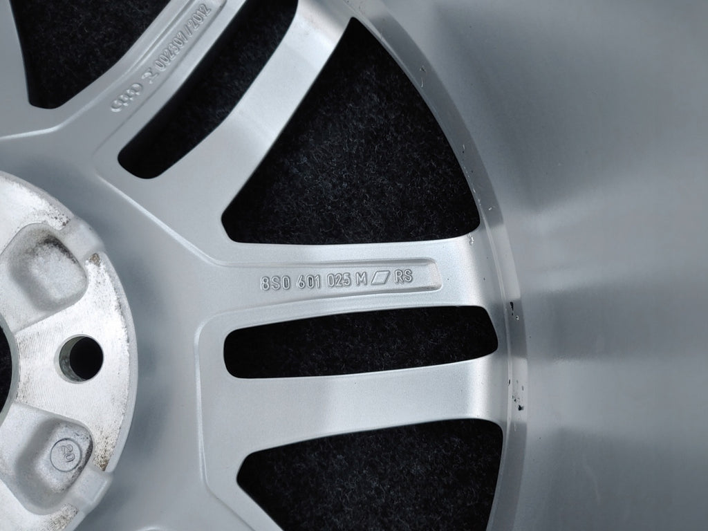 1x Alufelge 18 Zoll 8.5" 5x112 50ET Glanz Silber 8S0601025M Audi Tt Rim Wheel FEL8009778867xu