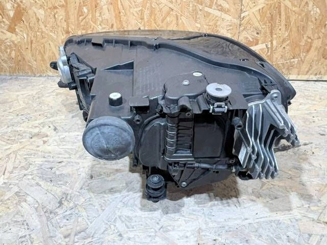Frontscheinwerfer VW Sportsvan 517941036 Rechts Scheinwerfer Headlight SCH5027658151rw