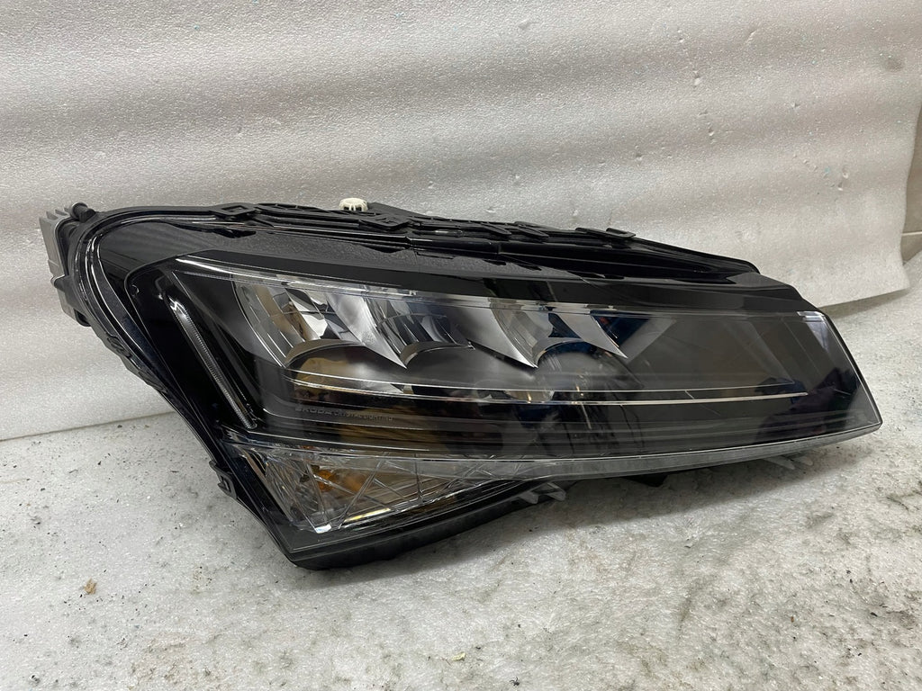Frontscheinwerfer Skoda Superb 941016C Full LED Rechts Scheinwerfer Headlight SCH3036440441nm