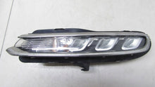 Laden Sie das Bild in den Galerie-Viewer, Frontscheinwerfer Citroën C3 III 9823313080 LED Links Scheinwerfer Headlight