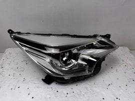 Frontscheinwerfer Toyota Verso S Rechts Scheinwerfer Headlight SCH5642040360zb