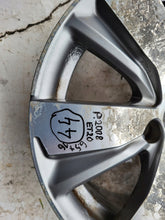 Load image into Gallery viewer, 1x Alufelge 16 Zoll 6.5&quot; 4x108 20ET Glanz Grau 9813557977 Peugeot Rim Wheel