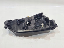 Laden Sie das Bild in den Galerie-Viewer, Frontscheinwerfer Skoda Superb III 3V1941015A 16437 Xenon Links Headlight