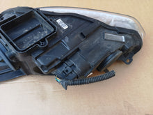 Laden Sie das Bild in den Galerie-Viewer, Frontscheinwerfer Ford Focus F1EB-13W029-AEB Rechts Scheinwerfer Headlight SCH7821903278xz