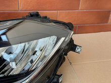 Laden Sie das Bild in den Galerie-Viewer, Frontscheinwerfer VW Polo 2G1941005C Full LED Links Scheinwerfer Headlight