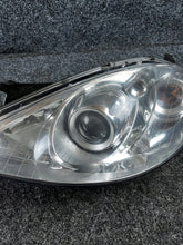 Laden Sie das Bild in den Galerie-Viewer, Frontscheinwerfer Mercedes-Benz A1698201161 Xenon Links Scheinwerfer Headlight SCH8438885723it