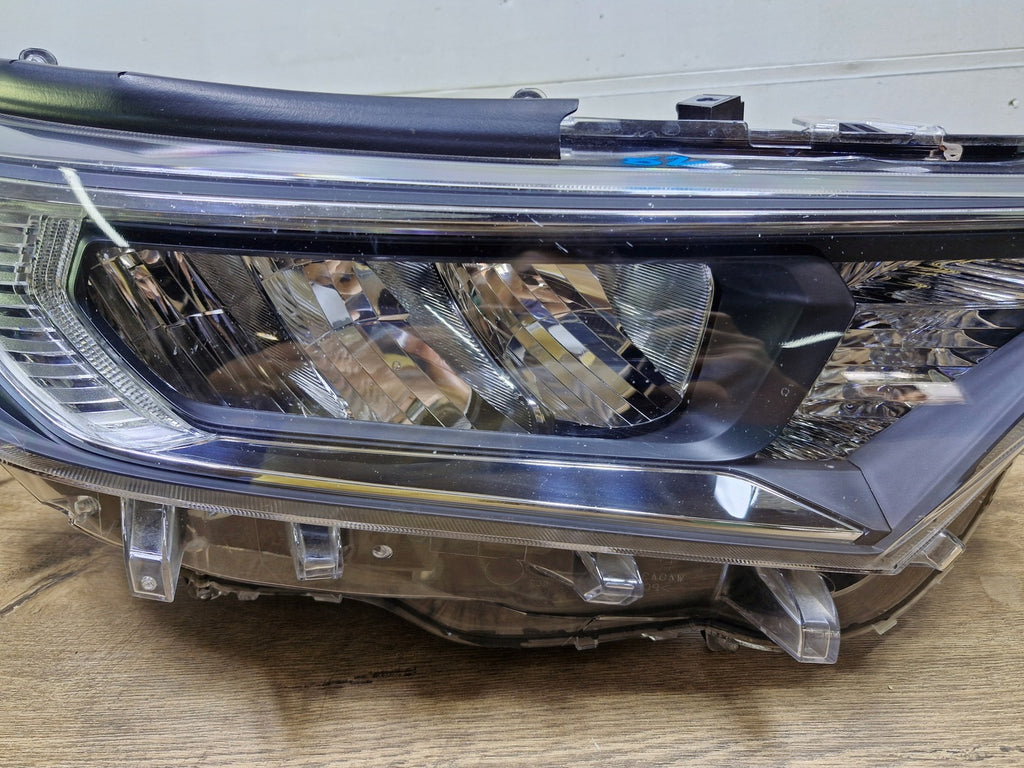 Frontscheinwerfer Toyota Rav V 4 Rechts Scheinwerfer Headlight SCH9294120523yx